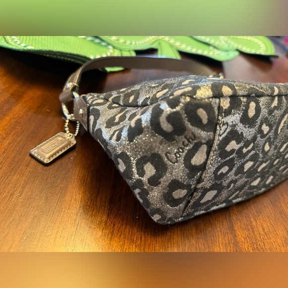 Coach Ocelot Leopard Print satchel/wristlet - Picture 4 of 7